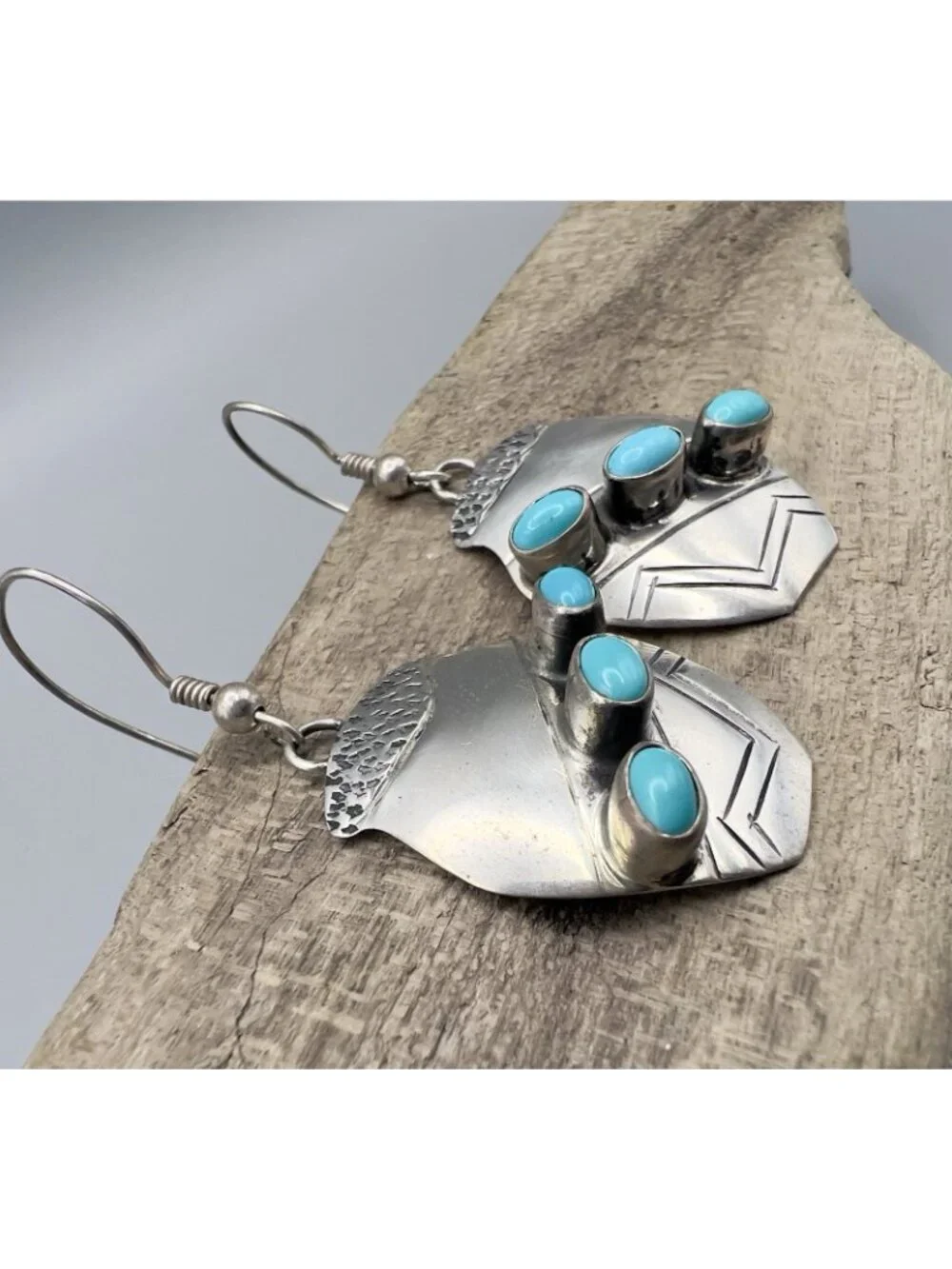 Vintage Navajo Native American Sterling Silver Turquoise Earrings - Picture 3 of 9